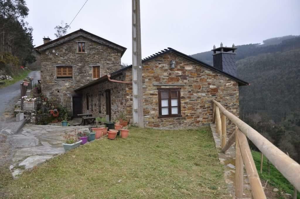 San Tirso de AbresApartamento El Aceboアパートメント エクステリア 写真